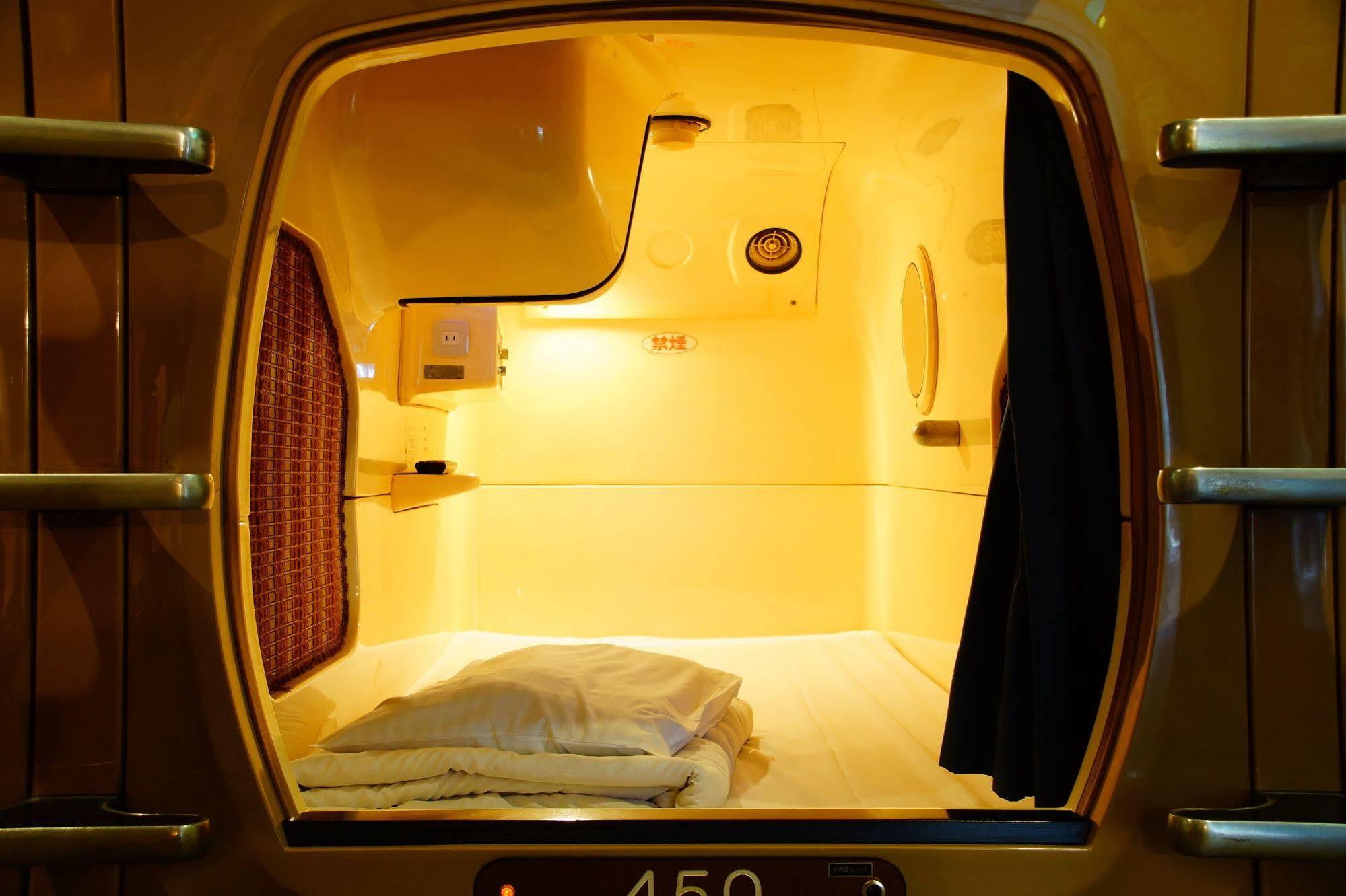 Capsule Inn Kinshicho Tokió Kültér fotó
