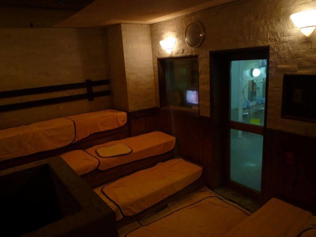Capsule Inn Kinshicho Tokió Kültér fotó